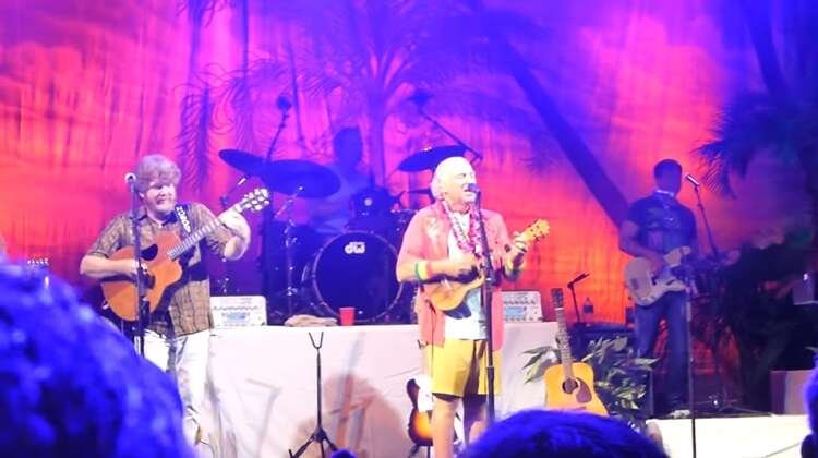 Jimmy Buffett performing “Mele Kalikimaka” live from 10 years ago